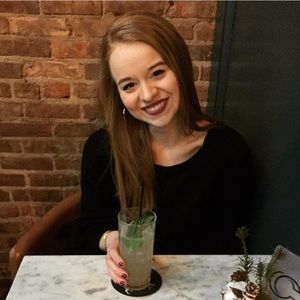 Meet your Posher, Alyssa